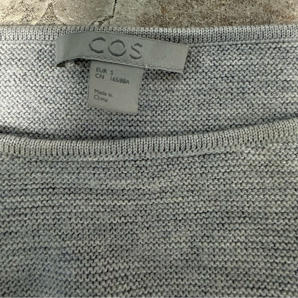 COS Light Gray 100% Wool sweater jumper size 4-6
